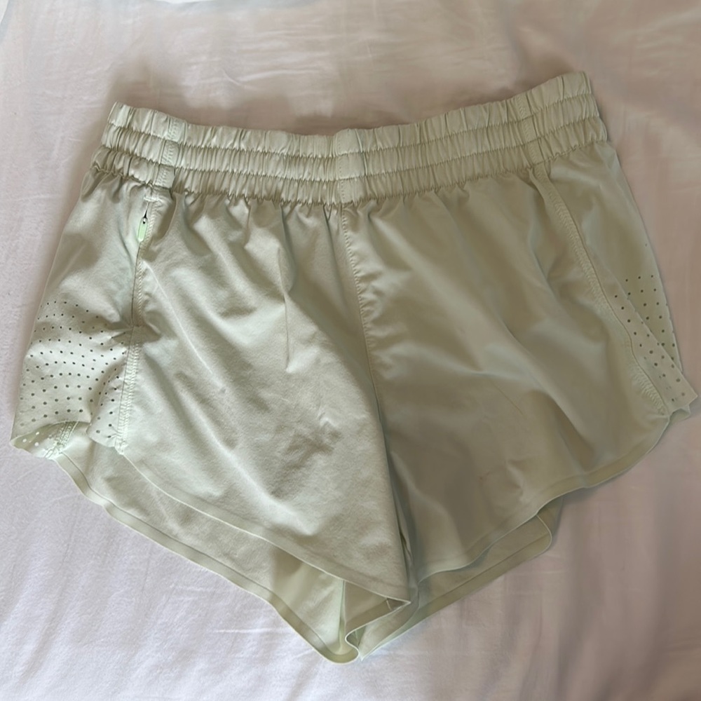 Athleta 3” Hustle Shorts